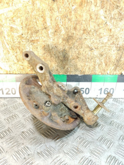 Кулак задний правый Kia Spectra 2001-2011