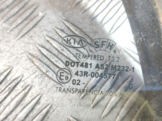 Стекло двери задней левой форточка Kia Rio 2000 2005