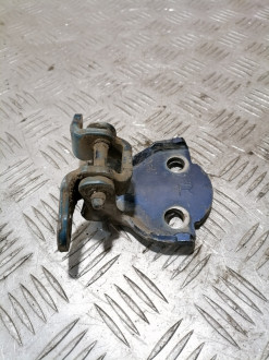 Петля двери задней правой нижняя Honda Civic 1995-2001