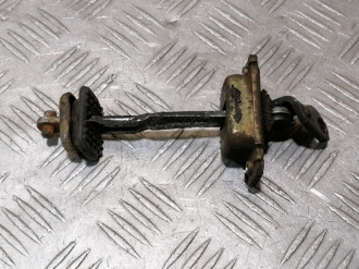 Ограничитель двери передний Honda Civic 1995-2001