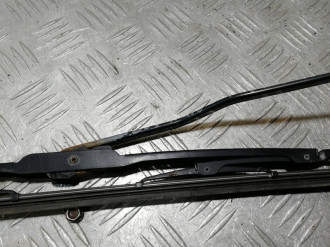 Поводок стеклоочистителя передний правый Honda Accord 1996-1998