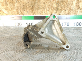 Кронштейн двигателя Honda Legend 1991-1996