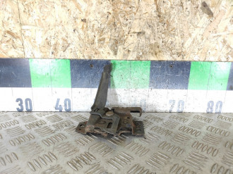 Крюк открывания капота Honda Accord 1996-1998