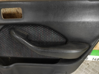 Обшивка двери передней правой Honda Accord 1996-1998