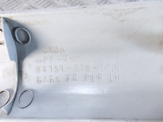 Обшивка стойки левая Honda Cr-v  1996-2002