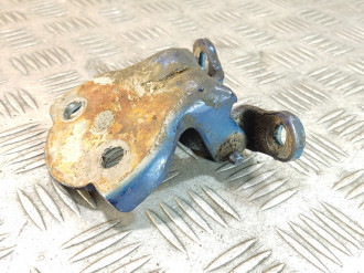 Петля двери задней левой нижняя Honda Cr-v  1996-2002