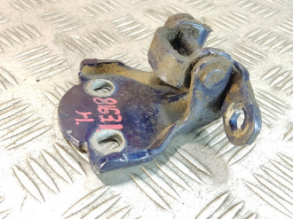 Петля двери задней левой нижняя Honda Cr-v  1996-2002