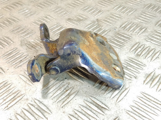 Петля двери передней правой нижняя Honda Cr-v  1996-2002