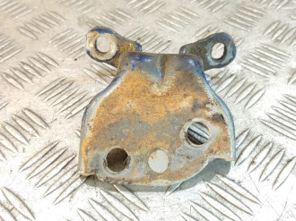 Петля двери передней правой нижняя Honda Cr-v  1996-2002