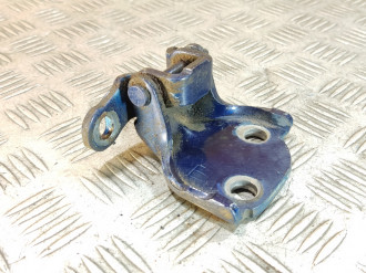 Петля двери передней правой верхняя Honda Cr-v  1996-2002