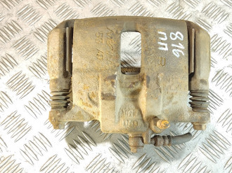 Суппорт передний правый Honda Cr-v  1996-2002