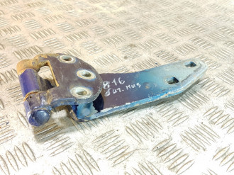 Петля багажника правая Honda Cr-v  1996-2002