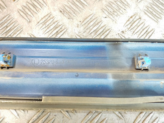 Молдинг двери задней левой Honda Cr-v  1996-2002