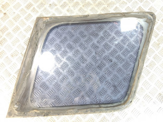 Стекло кузовное глухое заднее левое Honda Cr-v  1996-2002