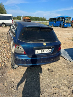 В разборе Honda Civic 2001-2005