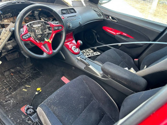 В разборе Honda Civic 2006-2012