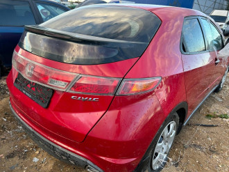 В разборе Honda Civic 2006-2012