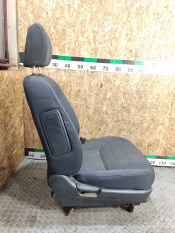 Сиденье переднее правое Honda Civic 2001-2005