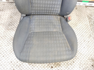 Сиденье переднее правое Honda Civic 2001-2005