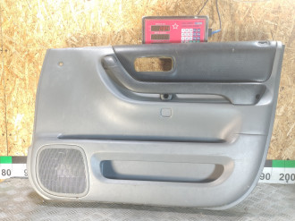 Обшивка двери передней правой Honda Cr-v  1996-2002