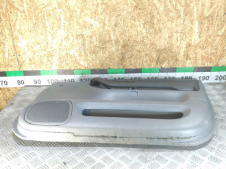 Обшивка двери передней правой Honda Cr-v  1996-2002