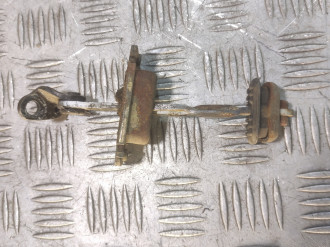 Ограничитель двери задний Honda Cr-v  1996-2002