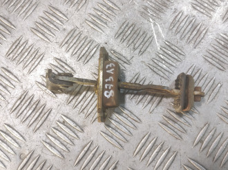 Ограничитель двери задний Honda Cr-v  1996-2002