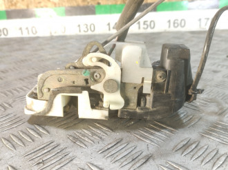 Замок двери задней левой Honda Cr-v  1996-2002