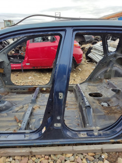 Порог со стойкой левой Honda Civic 2001-2005
