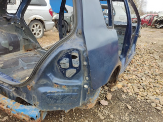 Крыло заднее правое Honda Civic 2001-2005