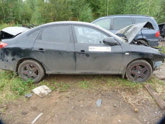 В разборе Hyundai Elantra 2006-2011