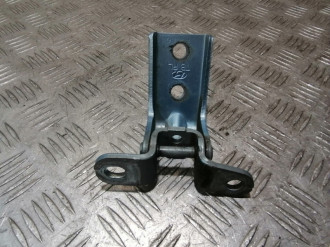 Петля двери задней правой нижняя Hyundai Getz 2002-2010