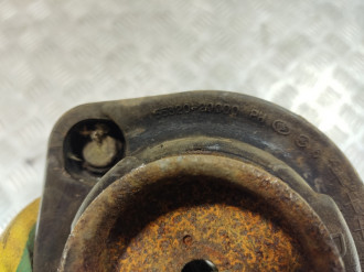 Опора заднего амортизатора Hyundai Elantra 2006-2011