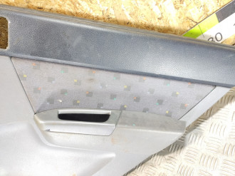 Обшивка двери задней правой Hyundai Getz 2002-2010