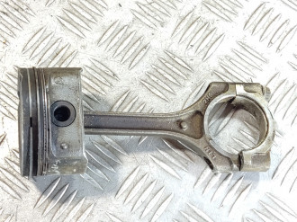 Поршень с шатуном Hyundai Solaris 2010-2017