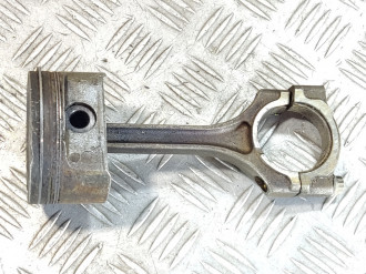 Поршень с шатуном Hyundai Solaris 2010-2017