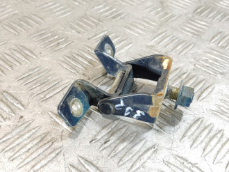 Петля крышки багажника правая Hyundai Getz 2002-2010