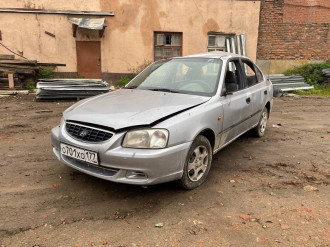 В разборе Hyundai Accent 2000-2012