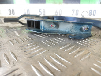 Петля крышки багажника левая Hyundai Accent 1994-2000