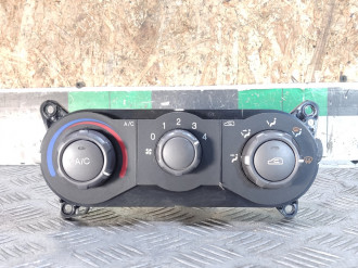 Блок управления отопителя климатической установки Hyundai Matrix 2001-2010