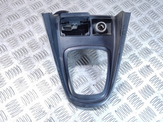 Рамка кулисы кпп Hyundai Matrix 2001-2010