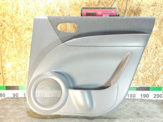 Обшивка двери задней правой Hyundai Matrix 2001-2010