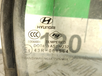 Стекло двери задней правой форточка Hyundai Accent 2000-2012