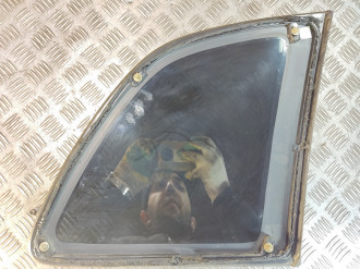 Стекло кузовное глухое заднее левое Hyundai Matrix 2001-2010