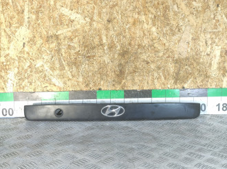 Накладка крышки багажника Hyundai Accent 2000-2012