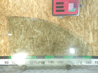 Стекло двери передней правой Hyundai Elantra 2000-2010