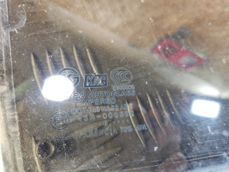 Стекло двери задней правой Hyundai Elantra 2000-2010