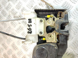 Замок двери передней правой Hyundai Elantra 2000-2010