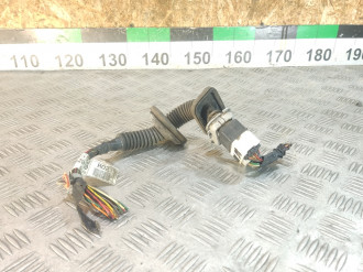 Проводка двери перед. Hyundai Elantra 2000-2010