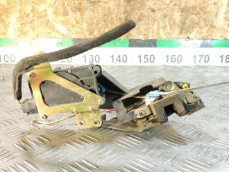 Замок двери передней правой Hyundai Accent 2000-2012